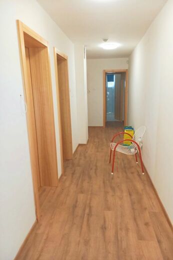 Chodba apartmánu_01.jpg